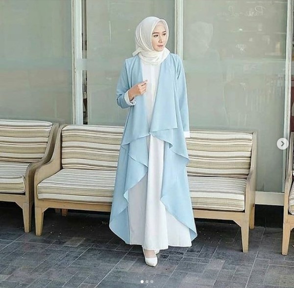 Baju Biru Muda Cocok Dengan Jilbab Warna Apa