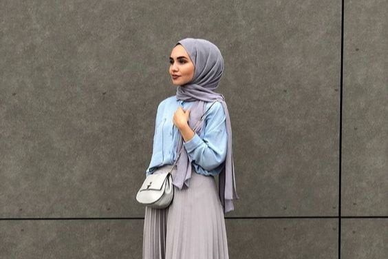 Baju Biru Muda Cocok dengan Jilbab Warna Apa? - Blog Sintesa