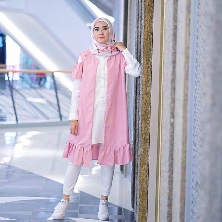 Baju Pink Cocok dengan Jilbab Warna Apa? - Blog Sintesa