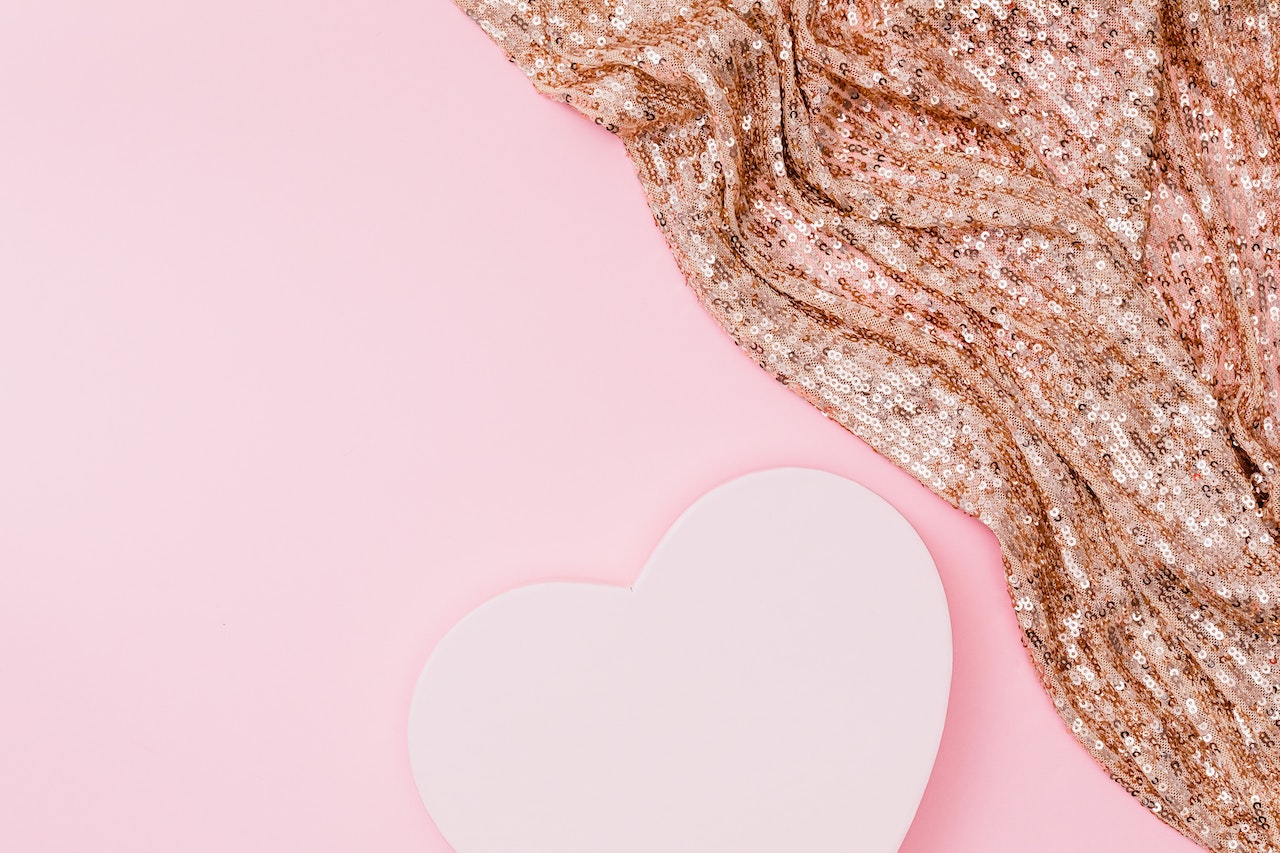 sequin adalah