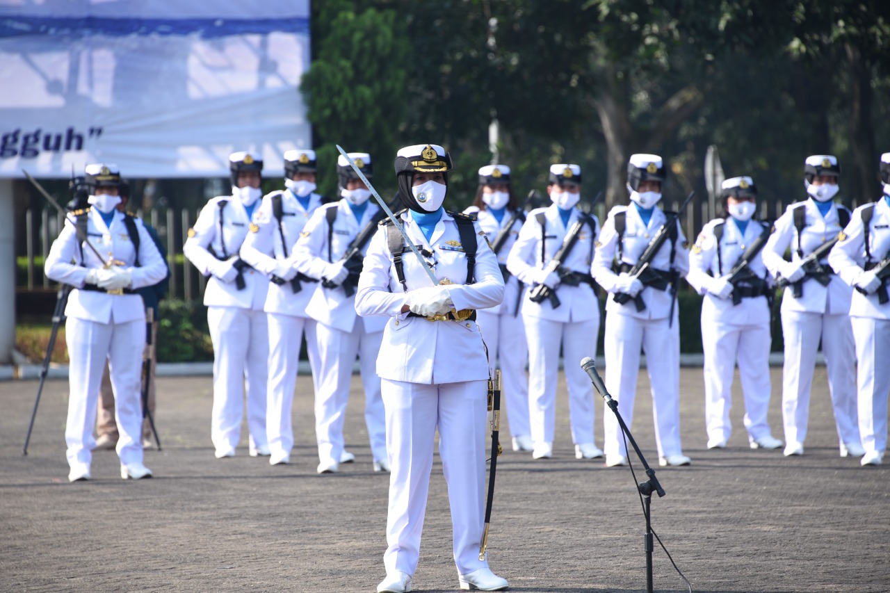 Seragam TNI Angkatan Laut
