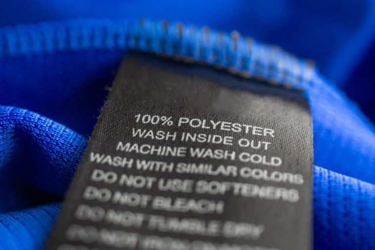 Kain Polyester 100%