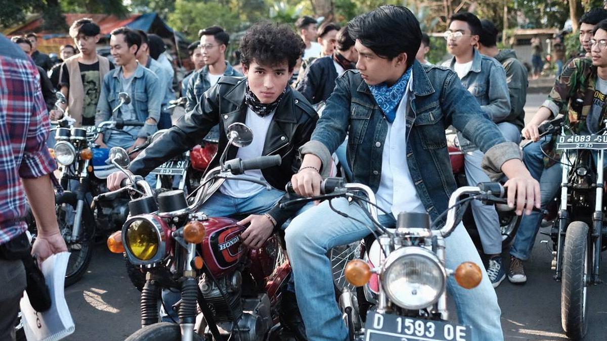 Evolusi Jaket dalam Dunia Pendidikan & Aktivisme