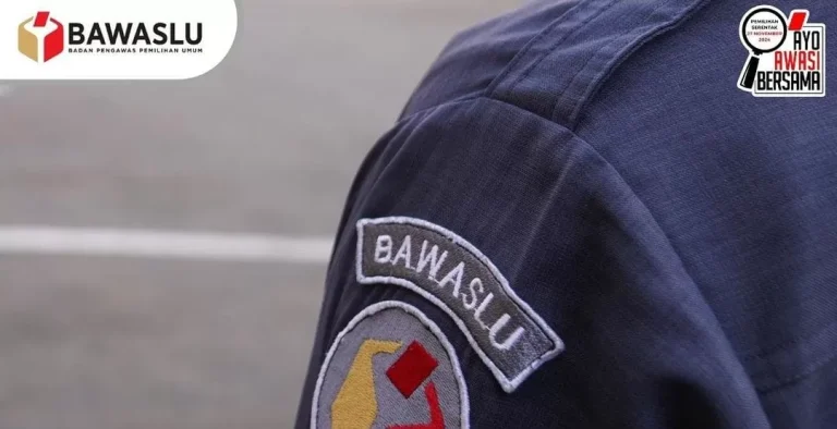 SERAGAM BAWASLU