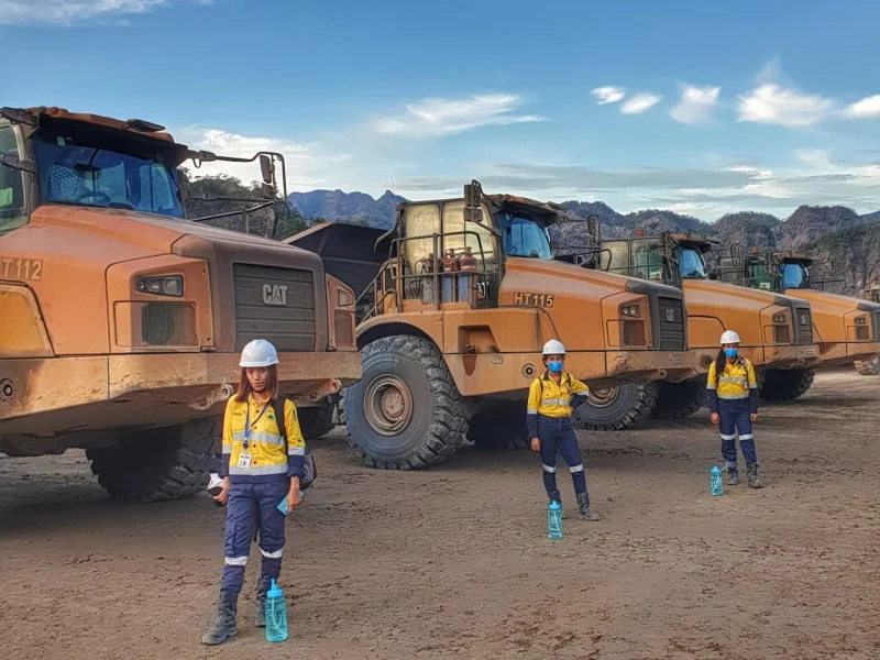 Seragam Operator Alat Berat