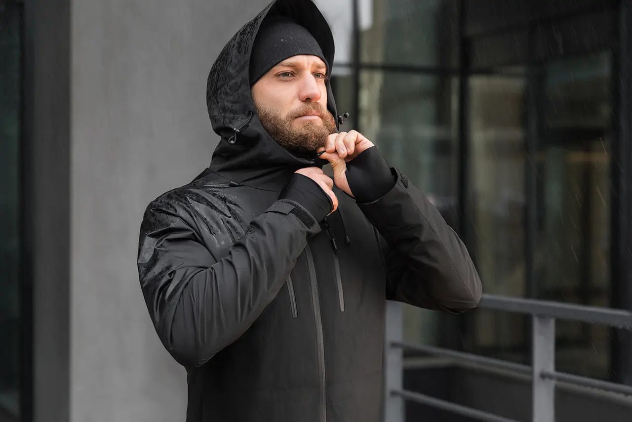 Transformasi Jaket dari Fungsi ke Simbol Kolektif