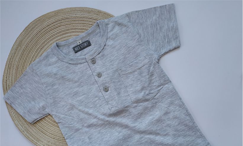 apa itu kaos Henley Neck