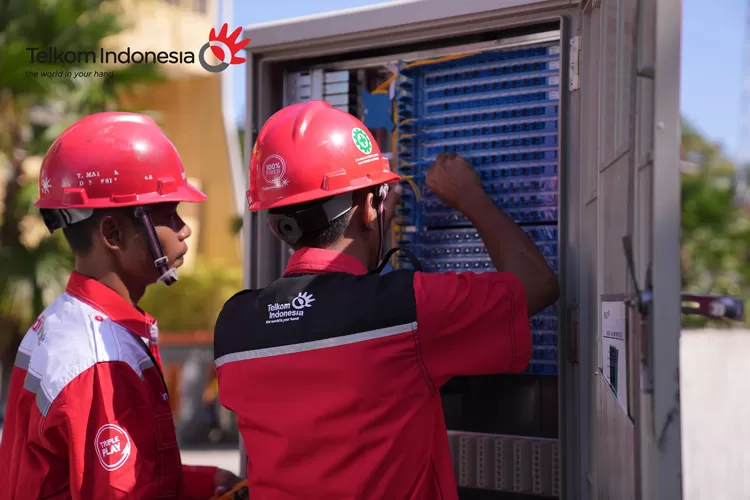 Seragam Telkom Indonesia