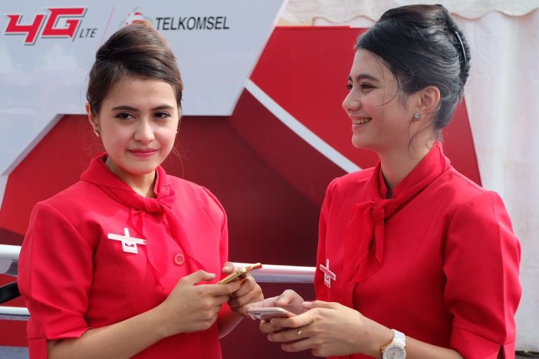 Seragam Telkomsel