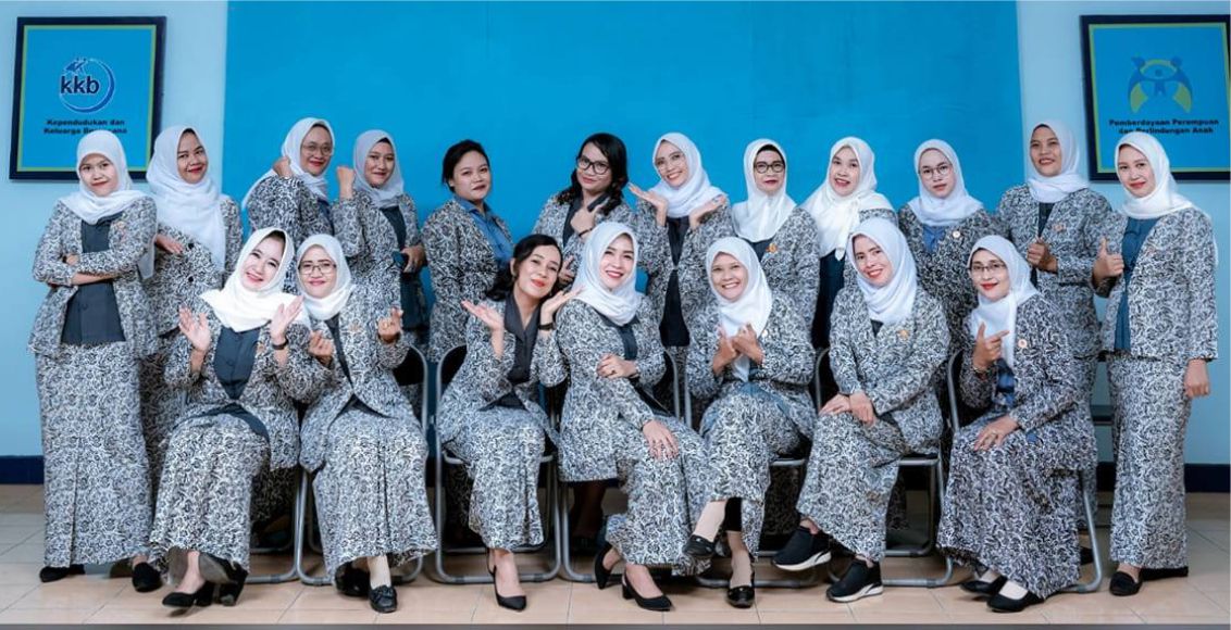 seragam ibi ikatan bidan.jpg 2